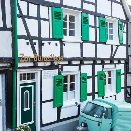 Zur Burgstiege * זולינגן