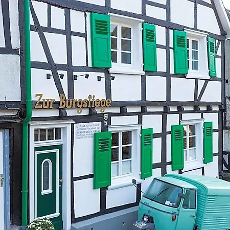 Zur Burgstiege Hotell Solingen
