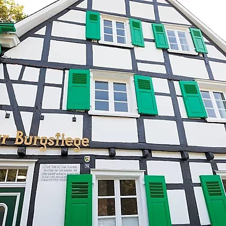 Zur Burgstiege * Solingen