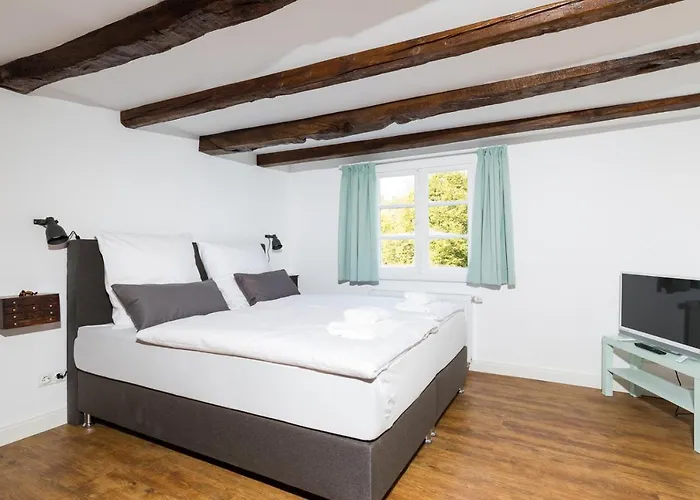 Zur Burgstiege Otel *